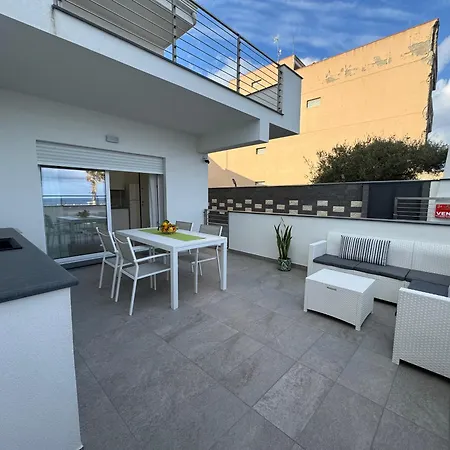 Thetis Apartment